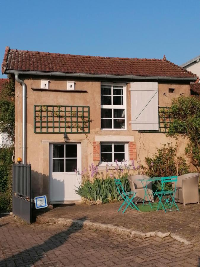 Apartament Le Garni Vendemiaire Vesoul Zewnętrze zdjęcie