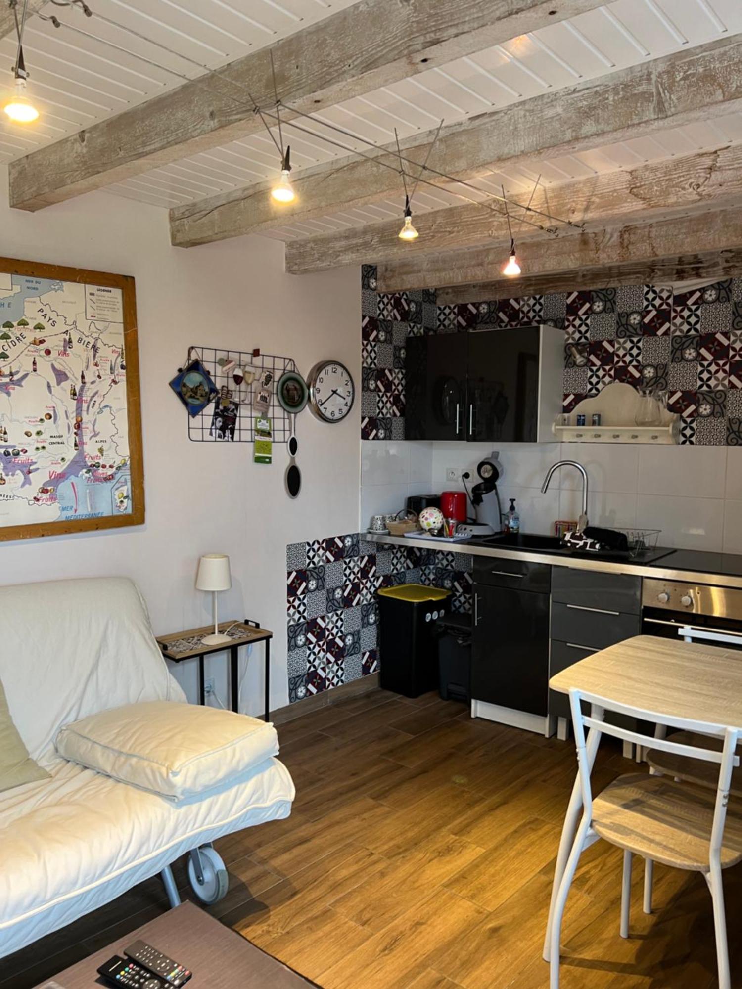 Apartament Le Garni Vendemiaire Vesoul Zewnętrze zdjęcie